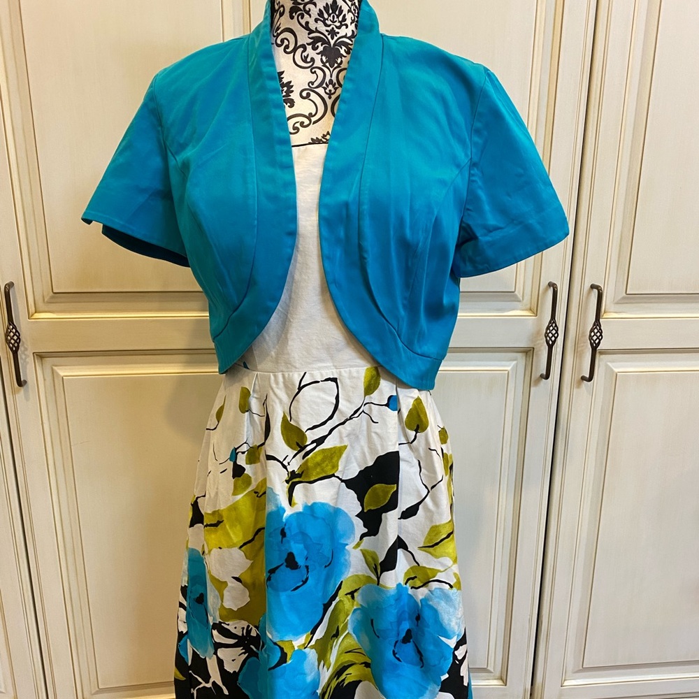 R & K Originals Size 10 Blue Floral Sleeveless Dress with Shrug